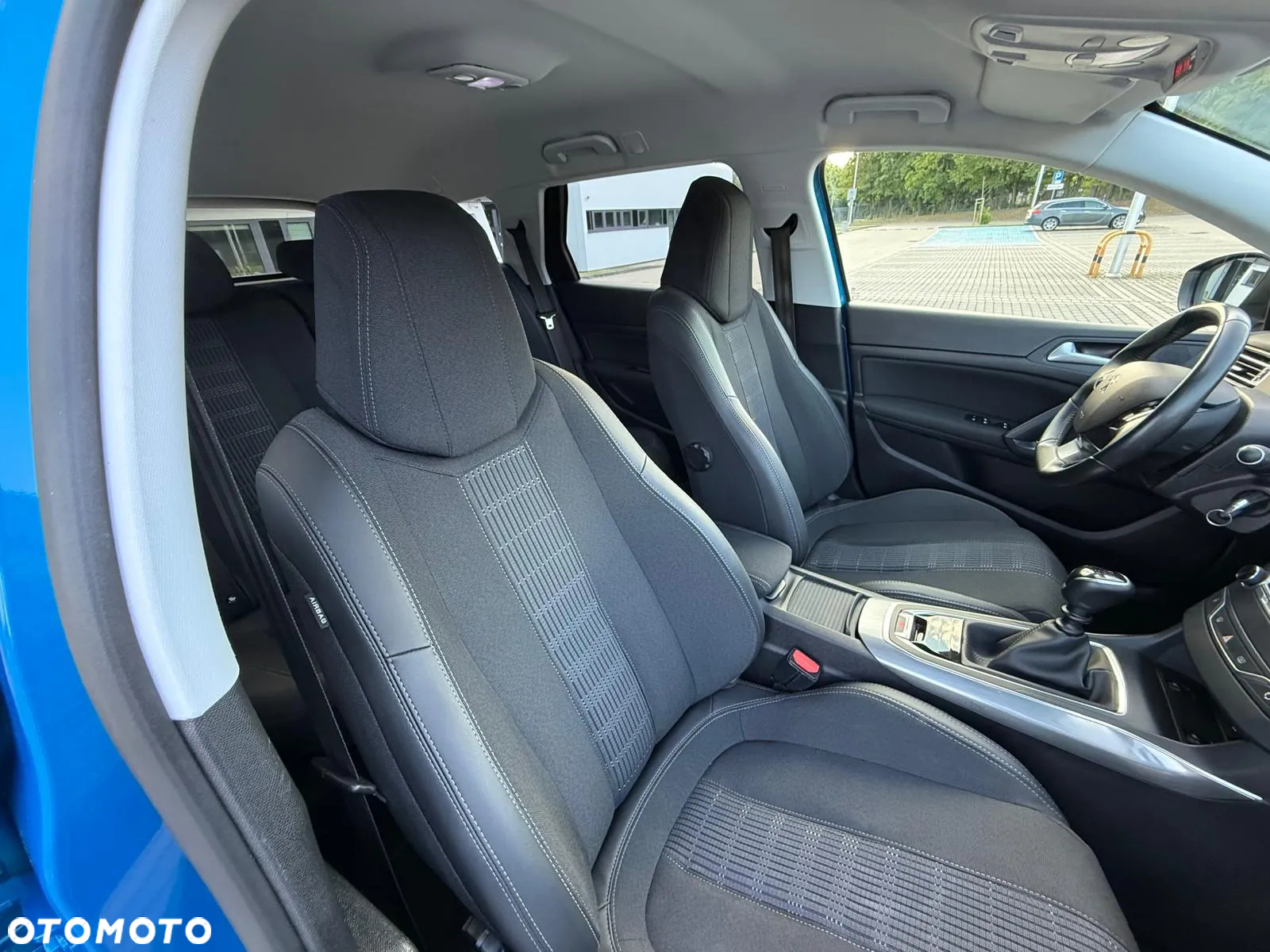 Peugeot 308 SW BlueHDi 130 Allure - 21