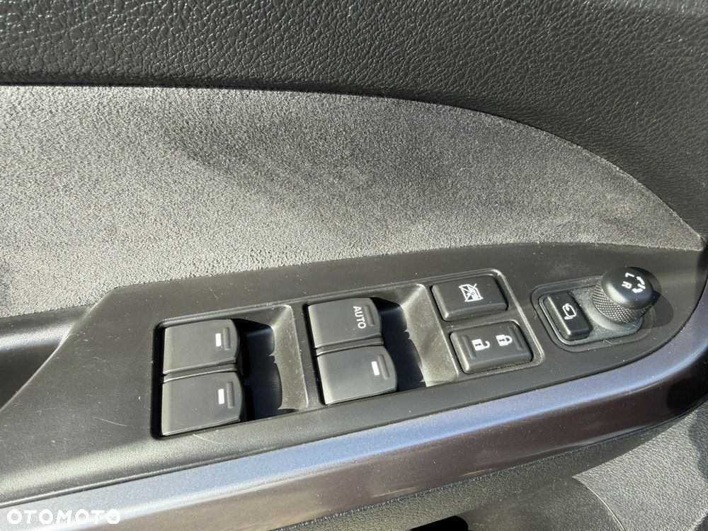 Suzuki Vitara - 11