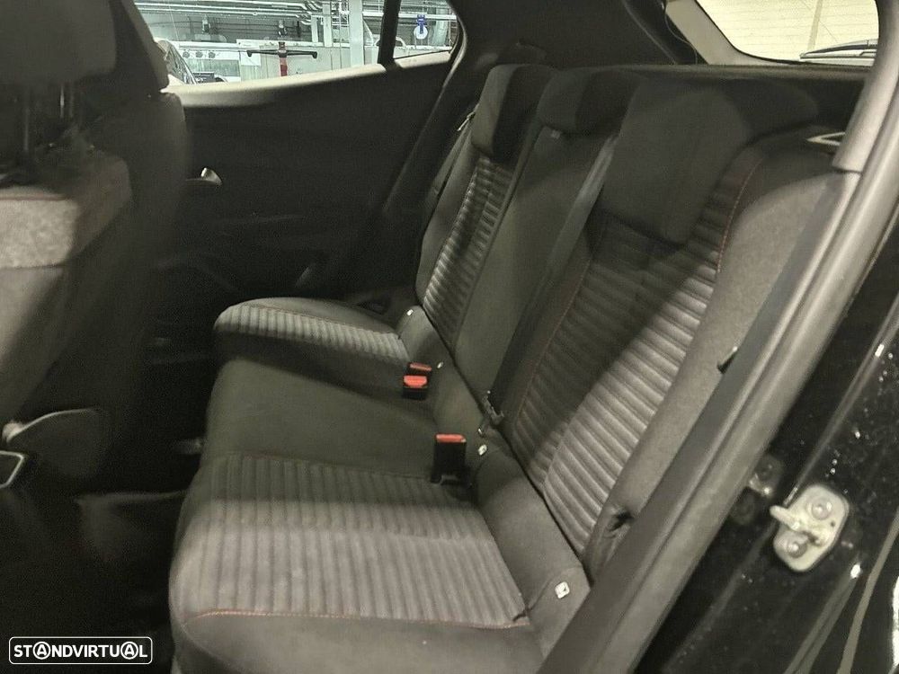 Peugeot 2008 1.2 PureTech Active Pack - 10