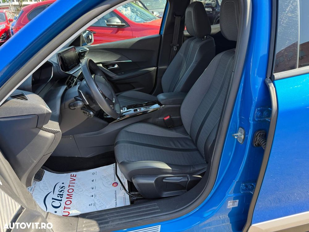 Peugeot 2008 1.2 L PureTech STT EAT8 Allure - 8