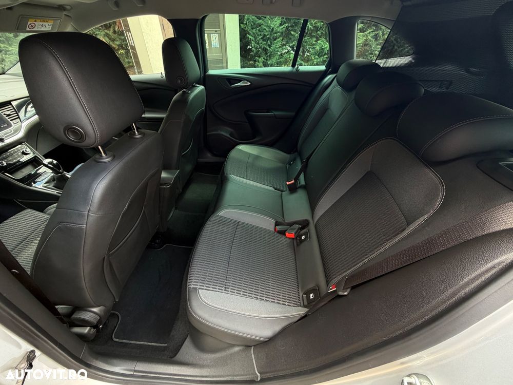 Opel Astra 1.5 Start/Stop Aut. Elegance - 10