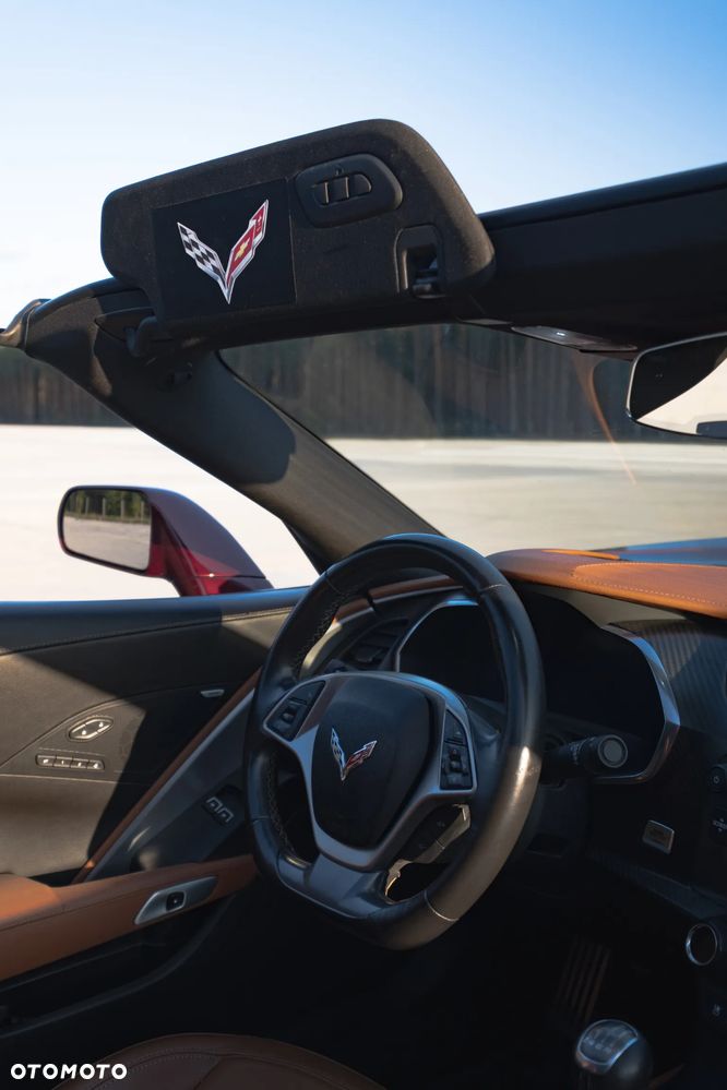 Chevrolet Corvette - 20