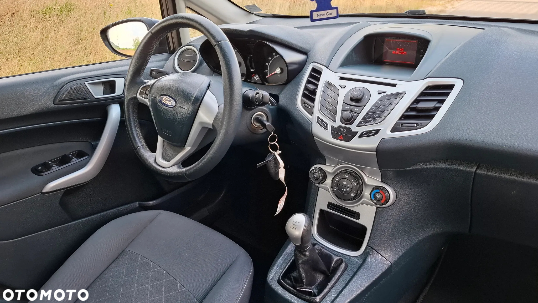 Ford Fiesta 1.25 Champions Edition - 29
