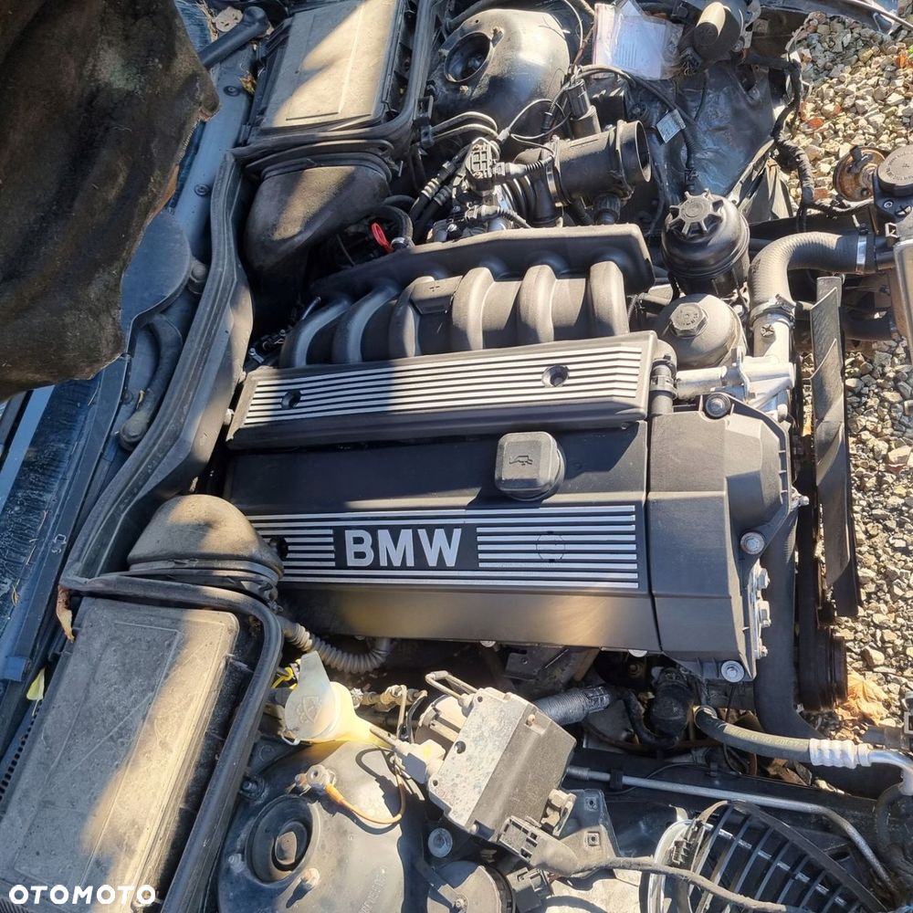 SILNIK BMW E39 2.5 M52B25 - 4