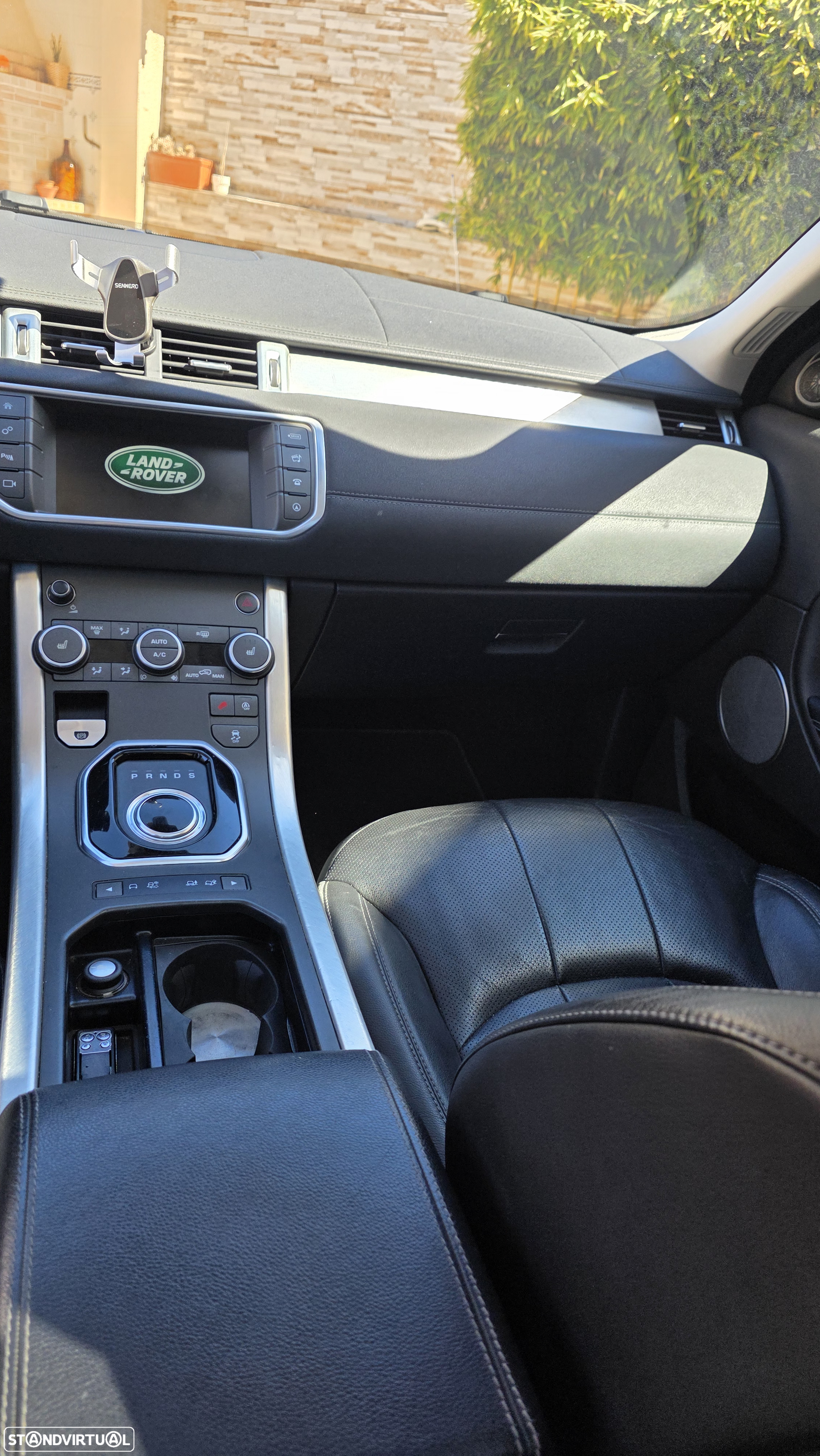 Land Rover Range Rover Evoque 2.0 D150 AWD R-Dynamic Auto - 11