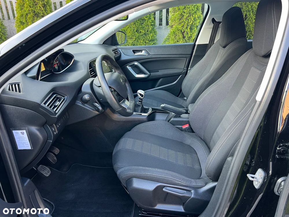 Peugeot 308 BlueHDi FAP 120 Stop & Start Allure - 17