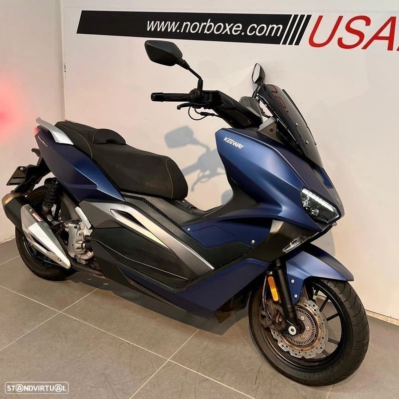 Keeway Vieste 300 - 5