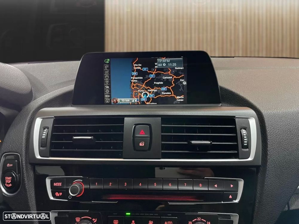 BMW 116 d Line Urban - 11