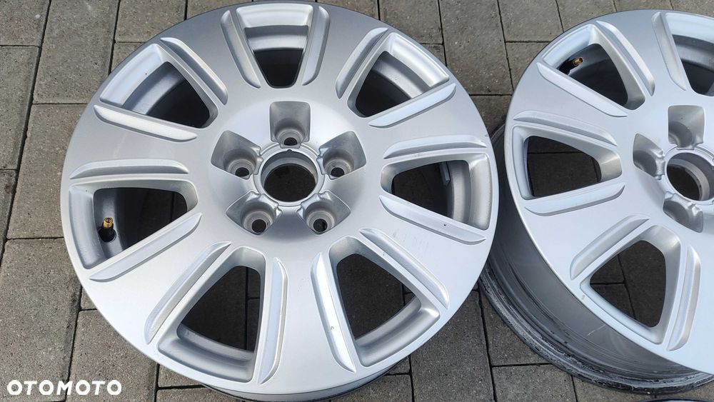 Oryginalne Felgi Aluminiowe AUDI Q3 16 5x112 6,5J ET33 - 4