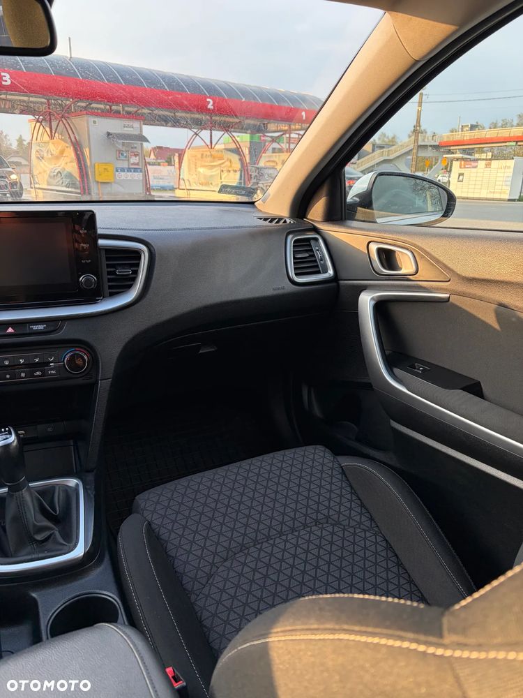 Kia Ceed 1.0 T-GDI M - 21