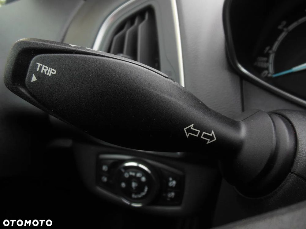 Ford B-MAX 1.0 EcoBoost Titanium - 23