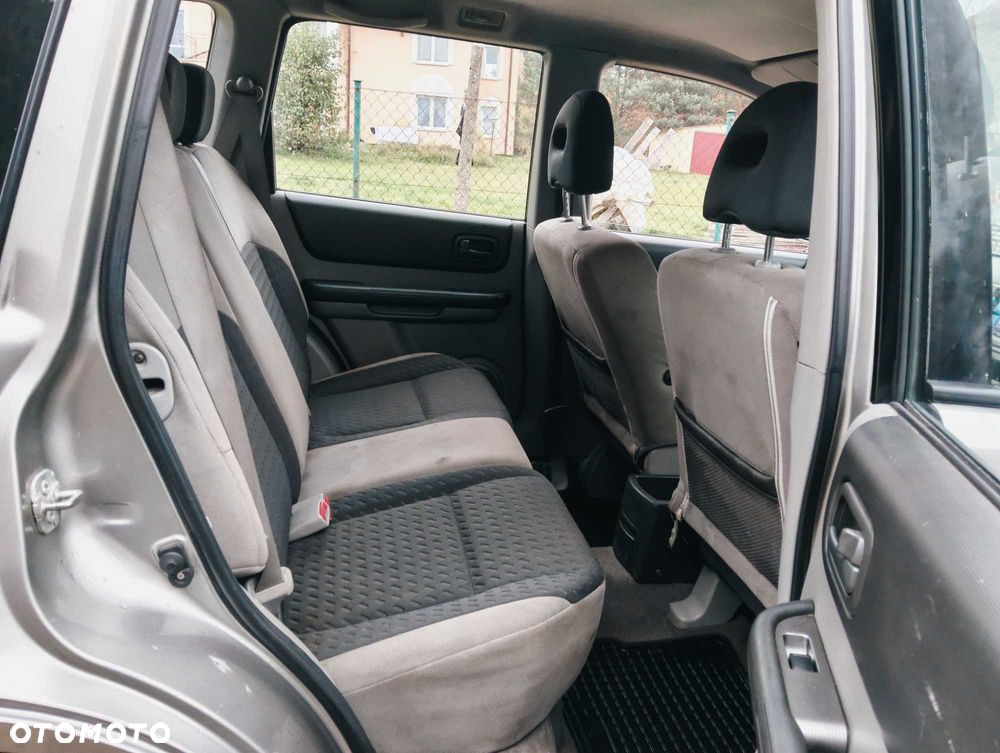 Nissan X-Trail - 8