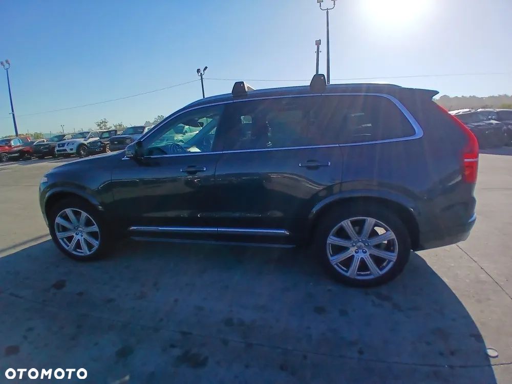 Volvo XC 90 - 39