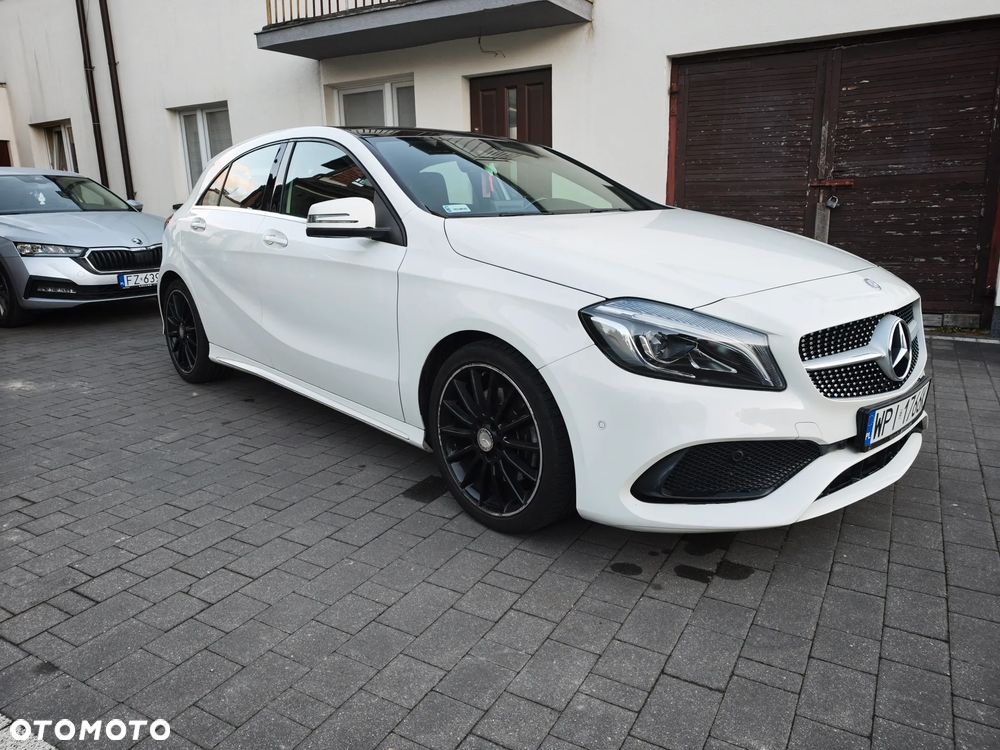 Mercedes-Benz Klasa A 220 4-Matic AMG Line - 9