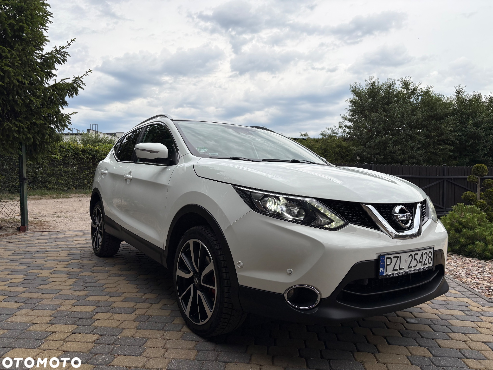Nissan Qashqai 1.6 dCi 4x4 Tekna S&S - 4
