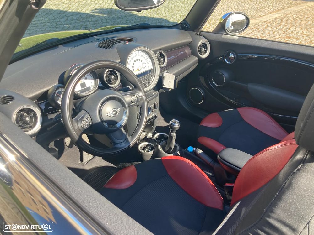 MINI Cabrio Cooper D - 4