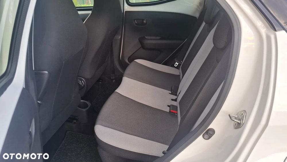 Toyota Aygo - 12