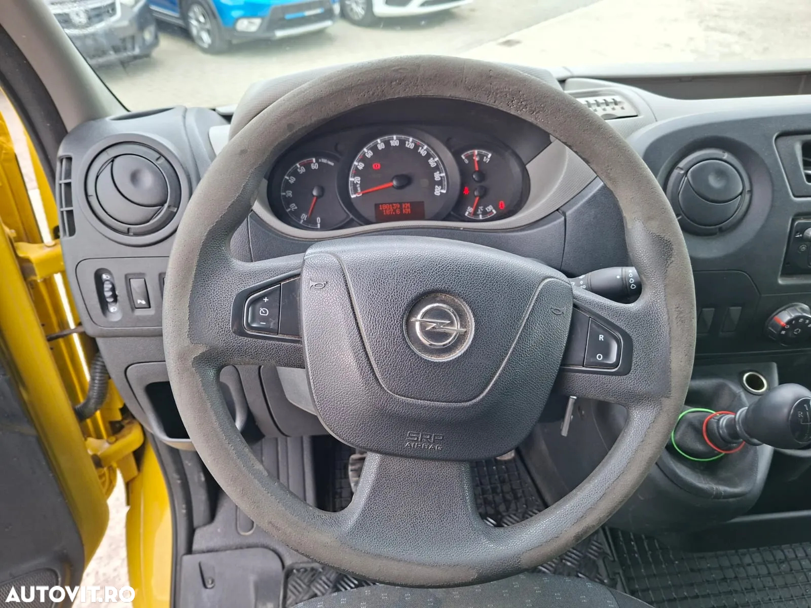 Opel Movano - 8