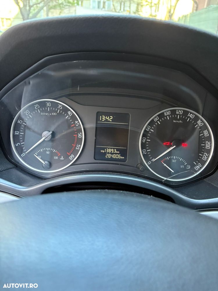 Skoda Octavia 1.6 TDI DPF Ambition - 21