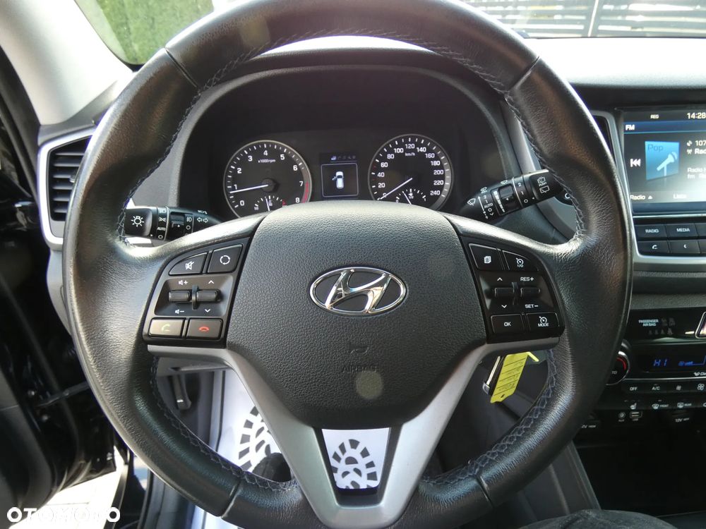 Hyundai Tucson 1.6 GDI BlueDrive Style 2WD - 24