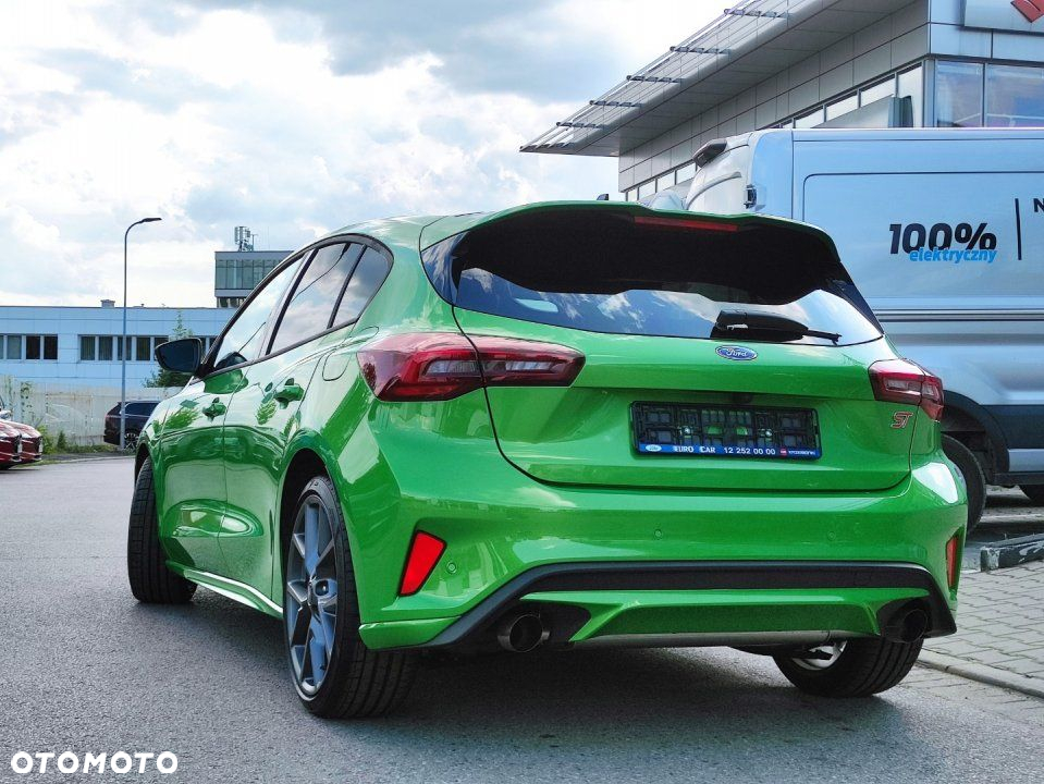 Ford Focus - 18