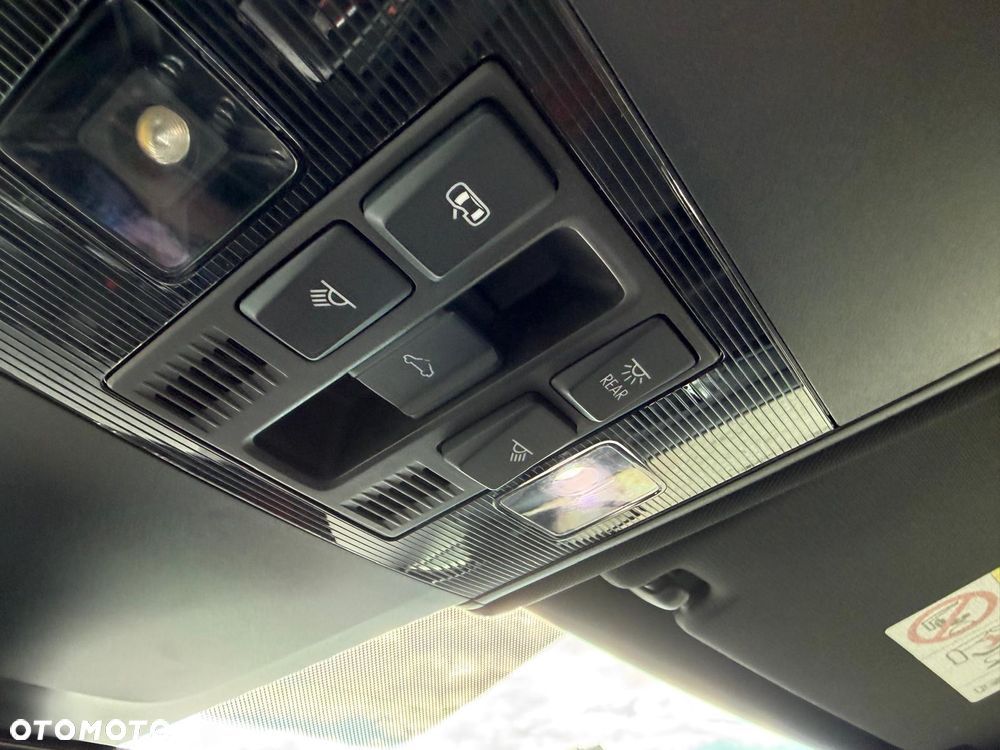 Volkswagen Golf GTI TCR 2.0 TSI OPF DSG - 23