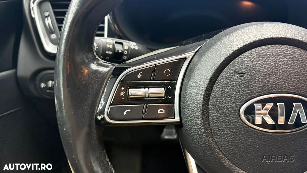 Kia XCeed 1.4 T-GDI 7DCT City+ - 17