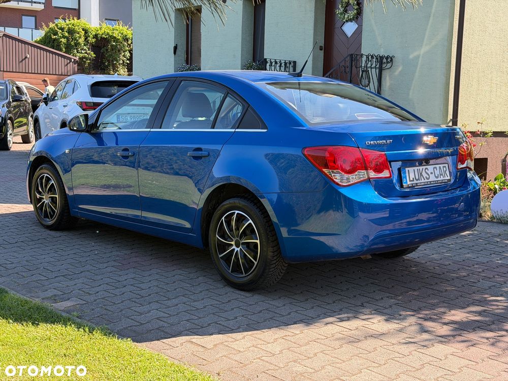 Chevrolet Cruze 1.8 LT+ - 3