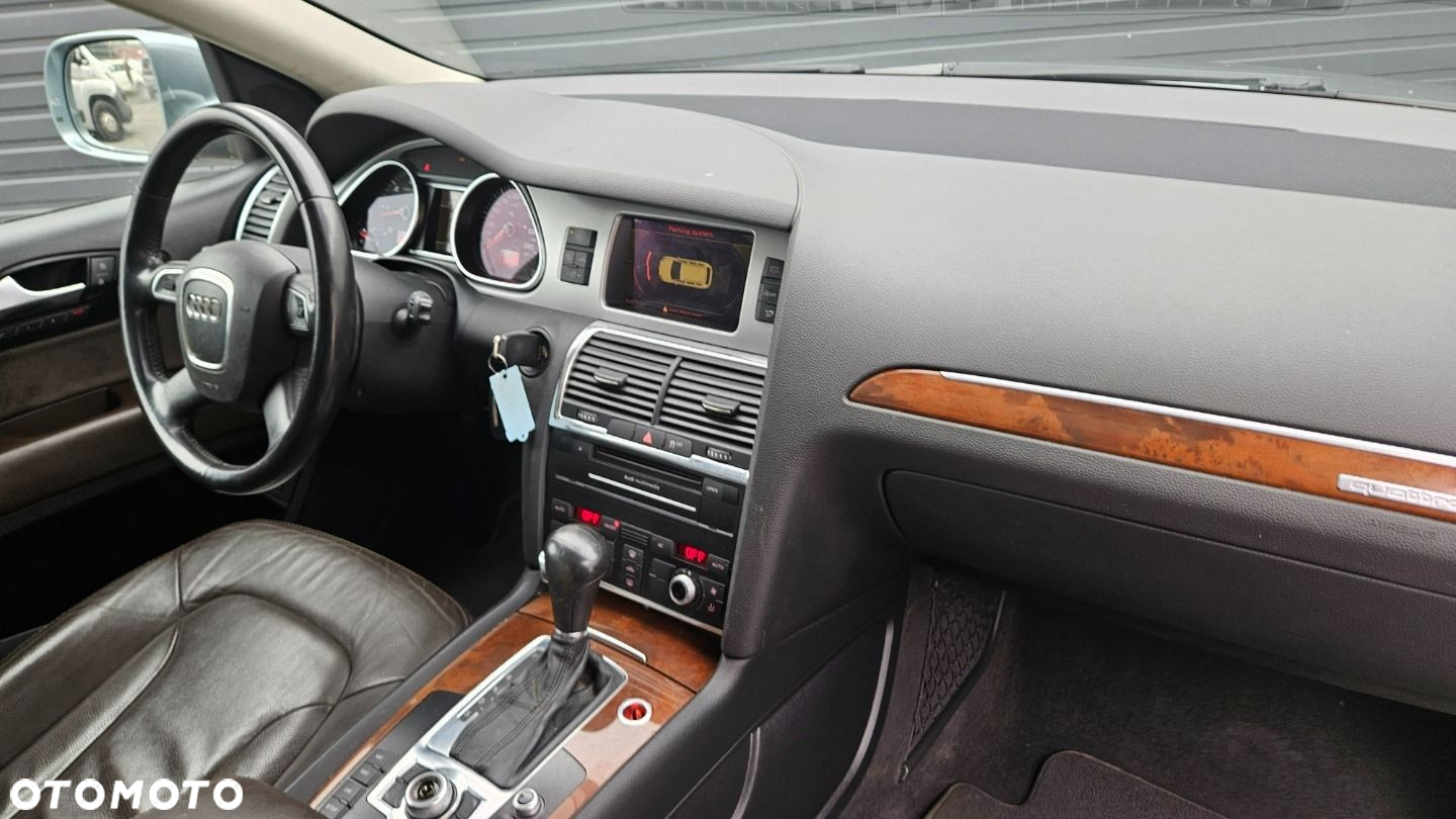 Audi Q7 - 30