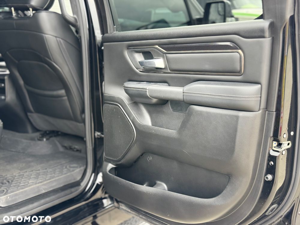 Dodge RAM 1500 5.7 4x4 - 31