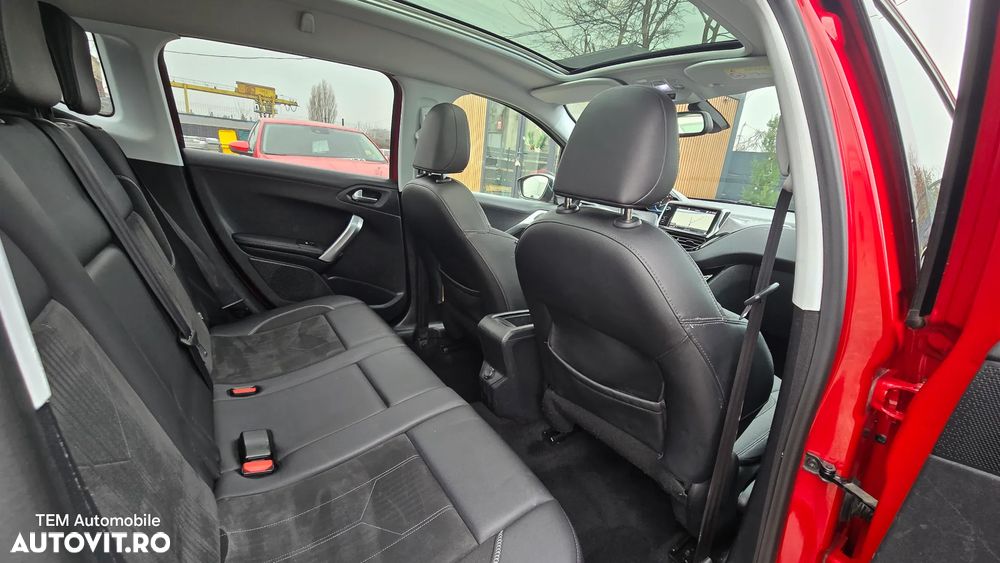 Peugeot 2008 PureTech 110 GPF Stop&Start EAT6 Crossway - 18