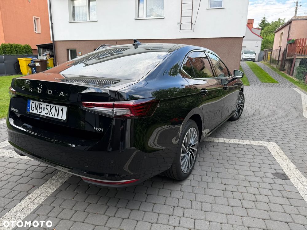 Skoda Superb 2.0 TDI SCR 4x4 L&K DSG - 8
