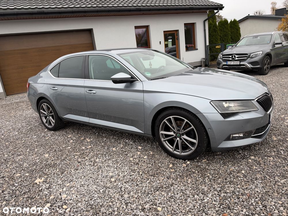 Skoda Superb 2.0 TDI DSG L&K - 34