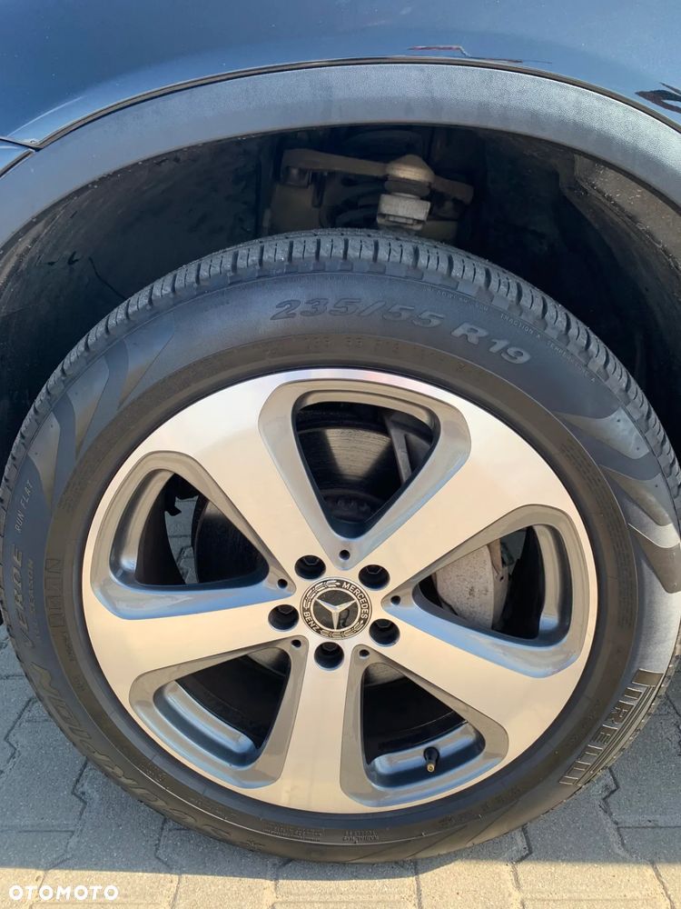 Mercedes-Benz GLC 300 4Matic 9G-TRONIC - 24