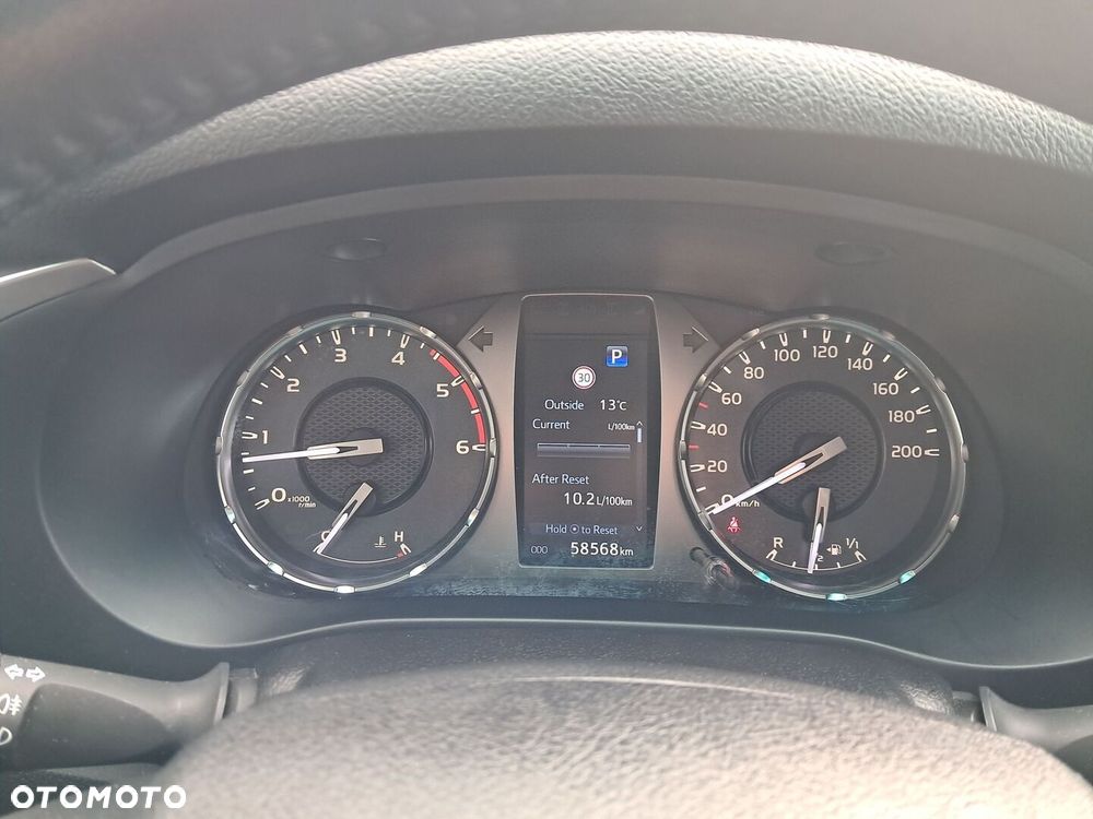 Toyota Hilux 2.8 D-4D Double Cab SR5 4x4 - 25