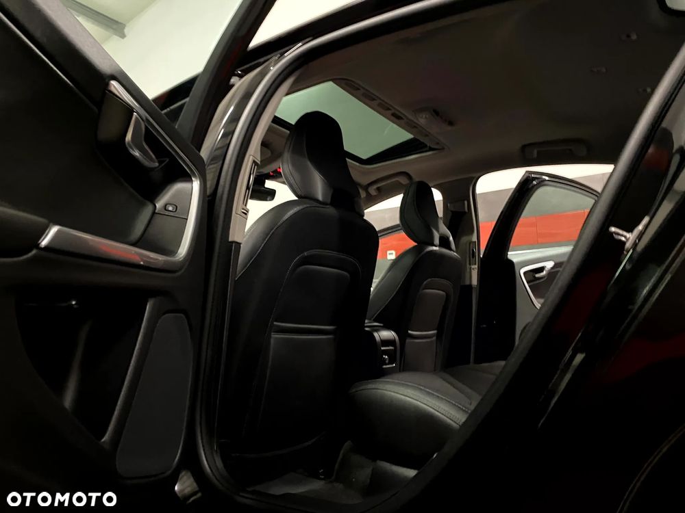 Volvo S60 D3 Drive-E Dynamic Edition (Momentum) - 18