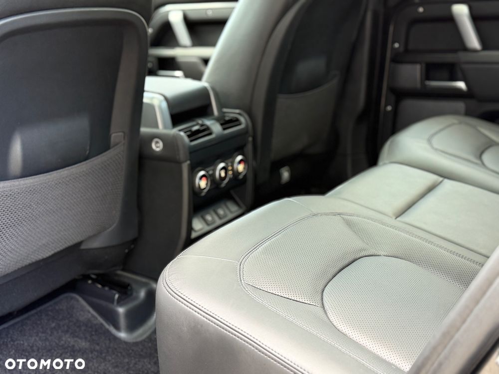 Land Rover Defender 5.0 P525 V8 Carpathian Edition - 30