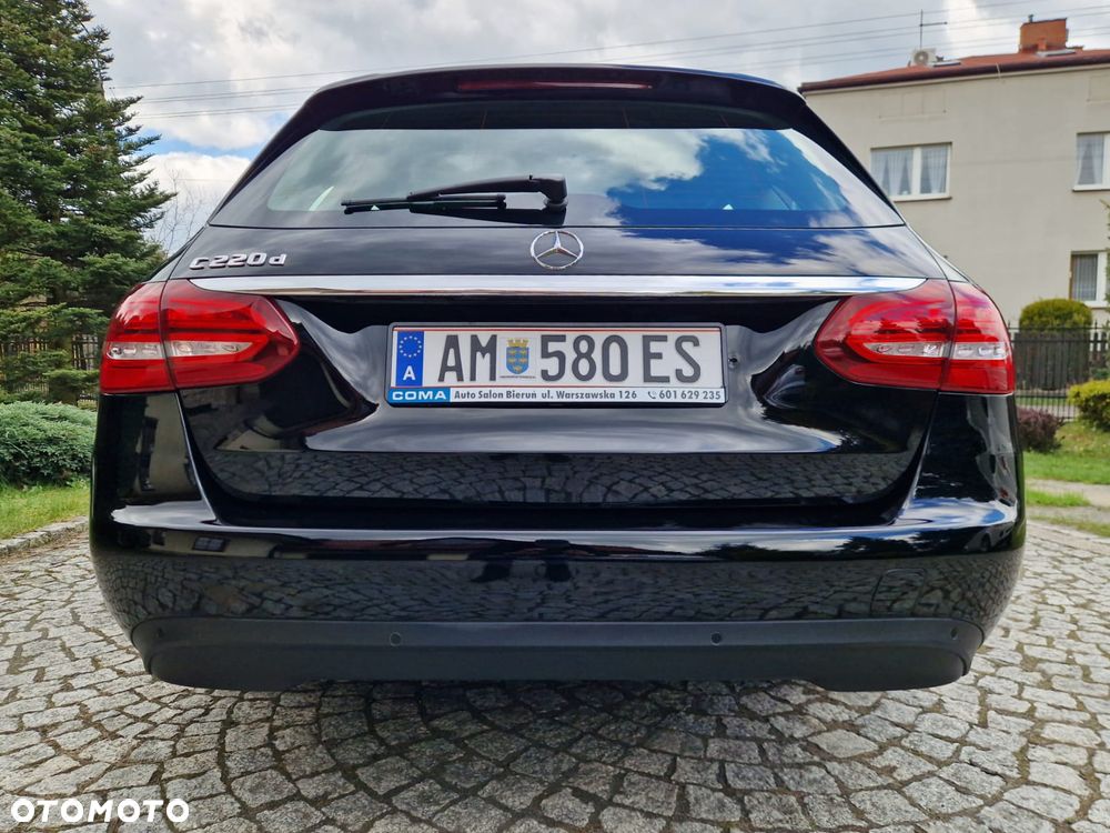 Mercedes-Benz Klasa C 220 CDI DPF Automatik BlueEFFICIENCY Elegance - 10