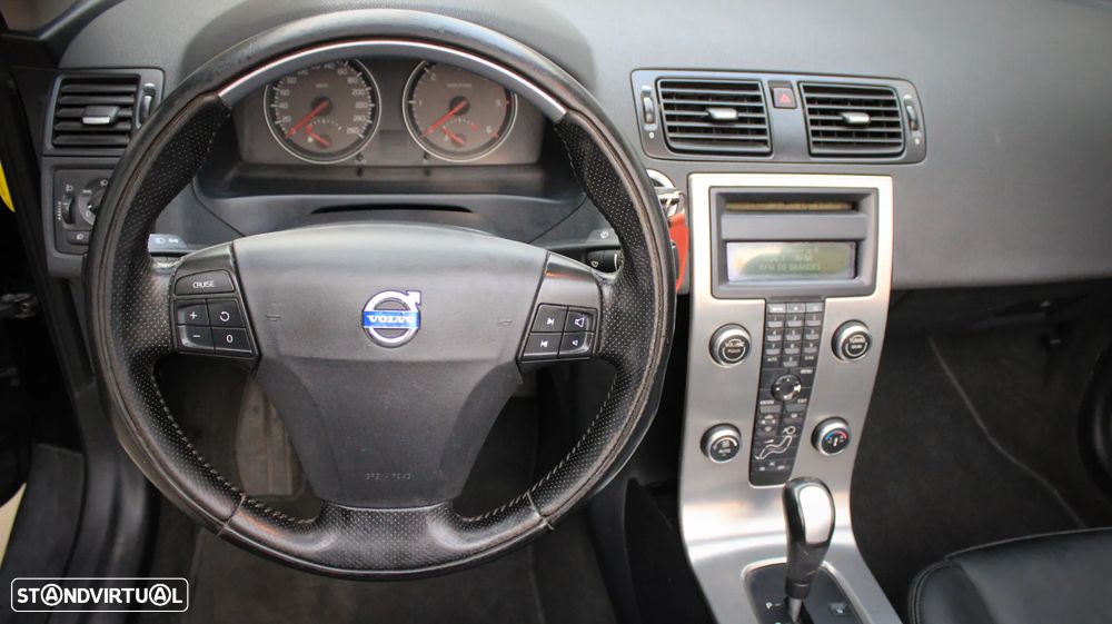 Volvo C70 2.4 D5 Summum Geartronic - 17