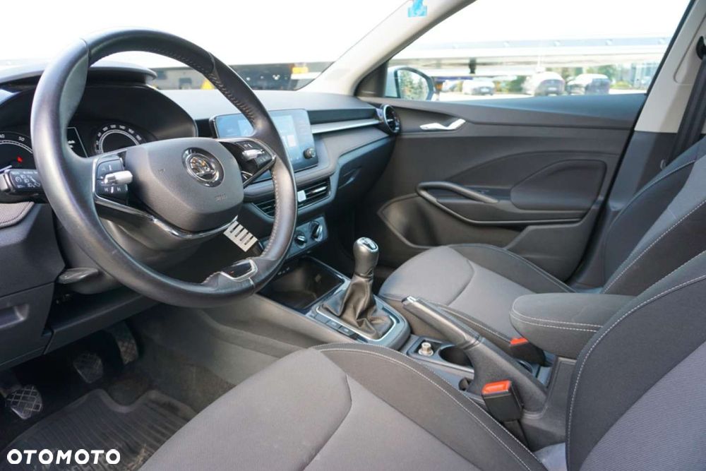 Skoda Fabia 1.0 Ambition - 8