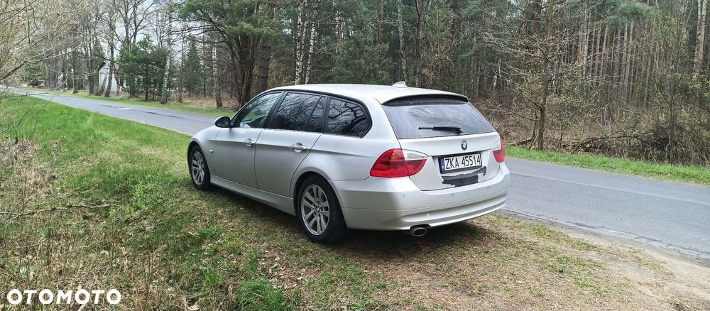 BMW Seria 3 320d DPF - 8