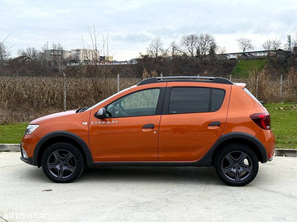 Dacia Sandero TCe 90 Celebration - 12