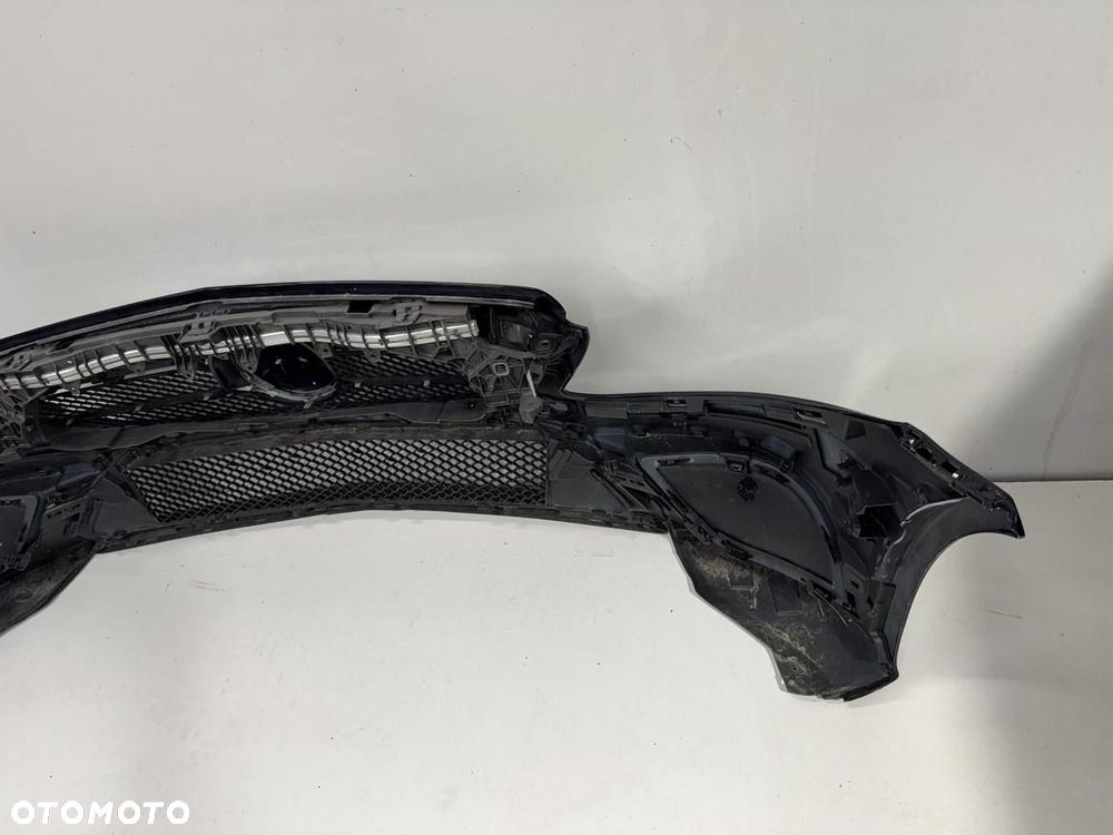 Zderzak przód Mercedes c klasa 205 lift avangarde A2058851101 - 5