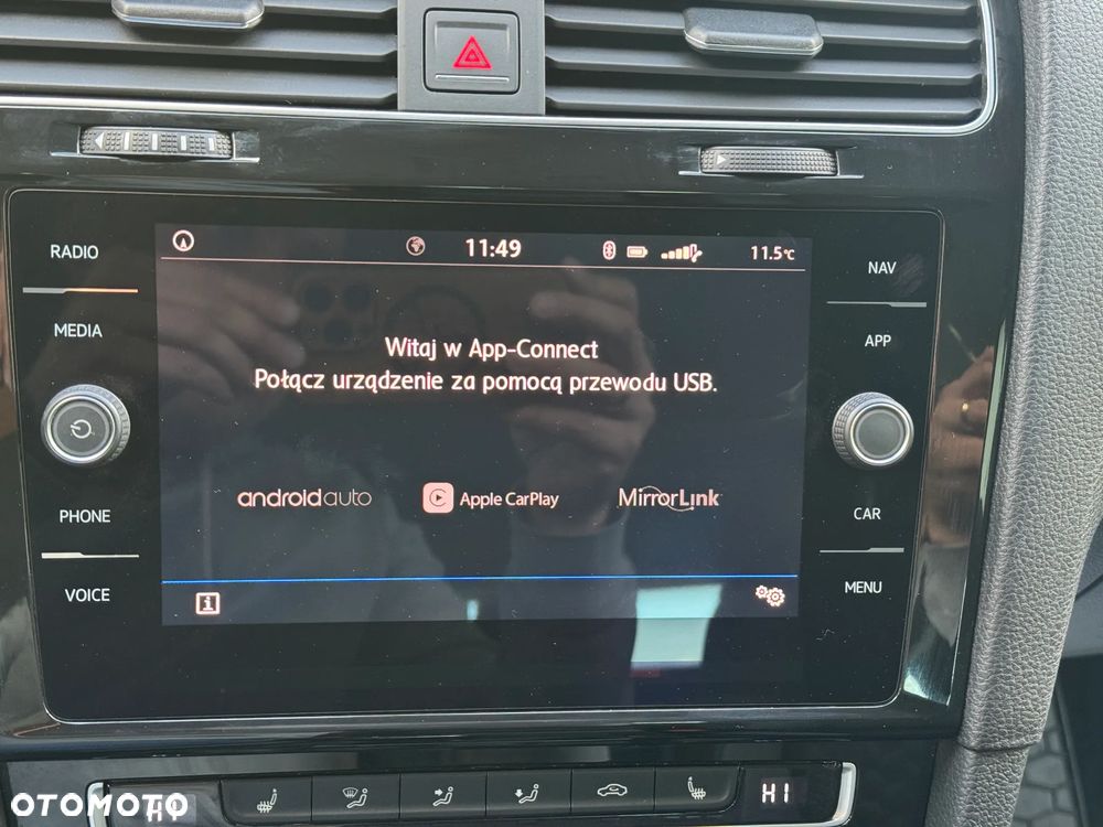 Volkswagen Golf 2.0 TDI SCR Life - 14