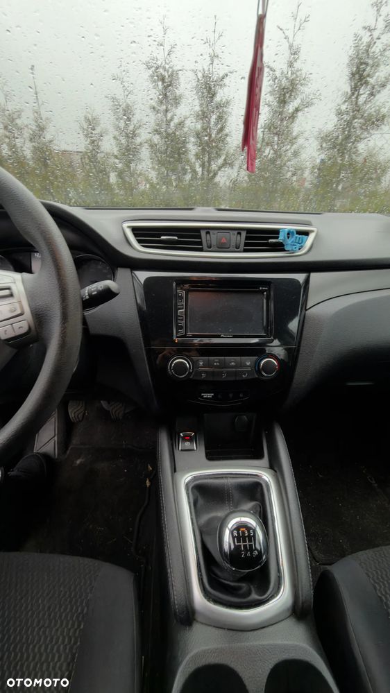 Nissan Qashqai - 17