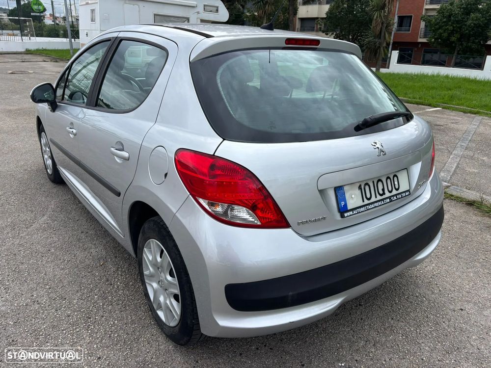 Peugeot 207 1.4 HDi Sport - 11