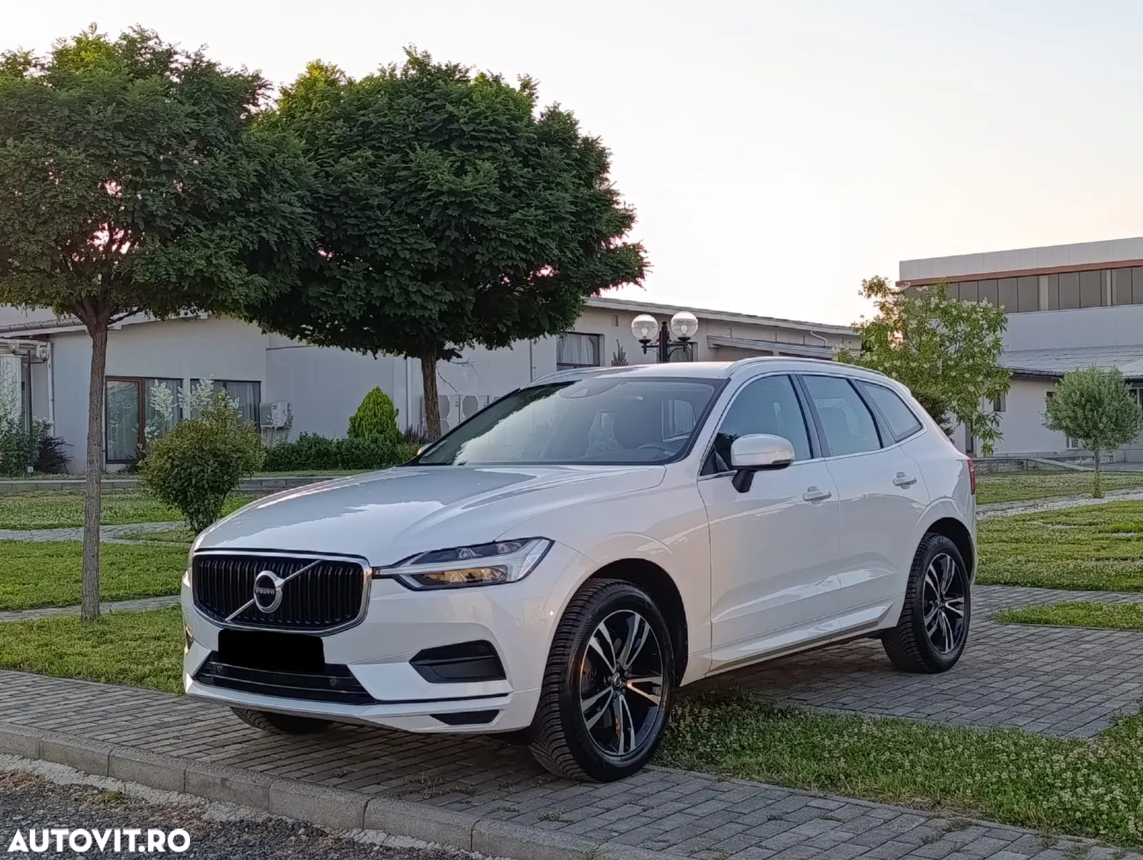 Volvo XC 60 - 4