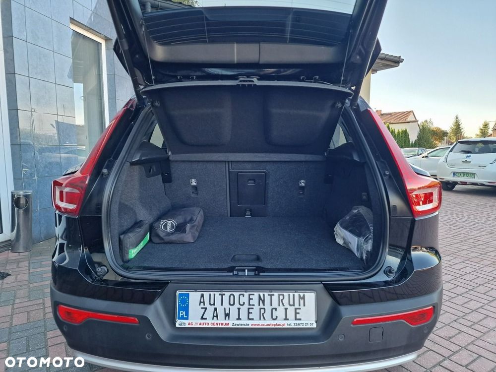 Volvo XC 40 T4 Plug-In Hybrid Core - 21