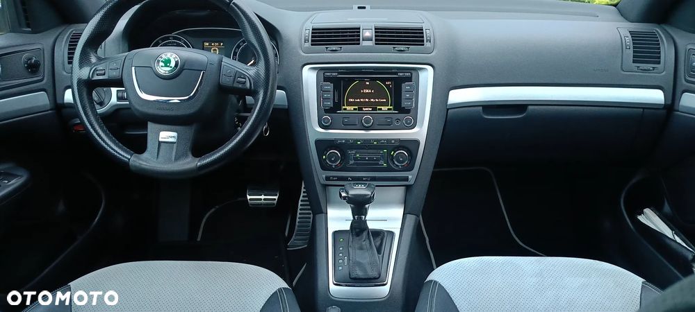 Skoda Octavia 2.0 TFSI RS DSG - 10