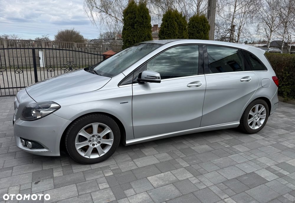 Mercedes-Benz Klasa B 180 CDI BlueEFFICIENCY Edition 1 - 2